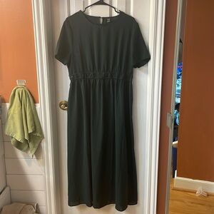 Green chiffon maternity dress